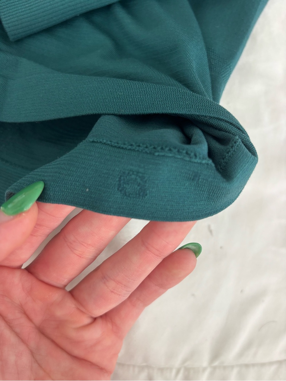 Lululemon Swiftly Tech Long Sleeve - Picture 3 of 4